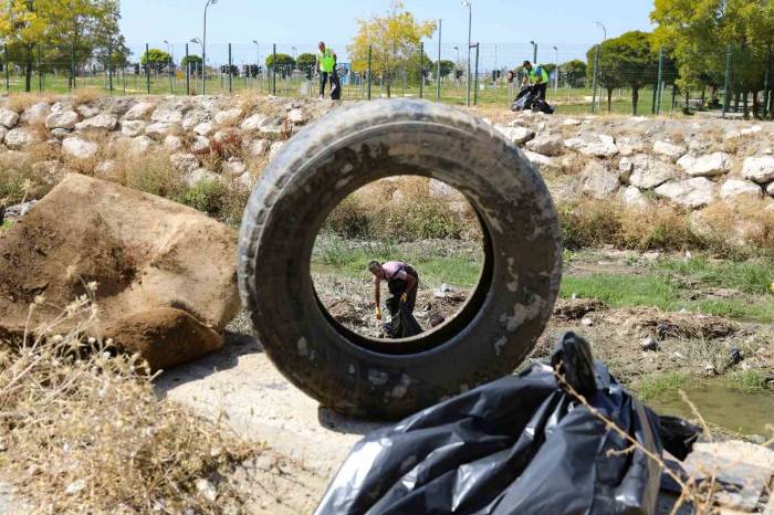 İpekyolu Belediyesi’nden Çevre Temizliği