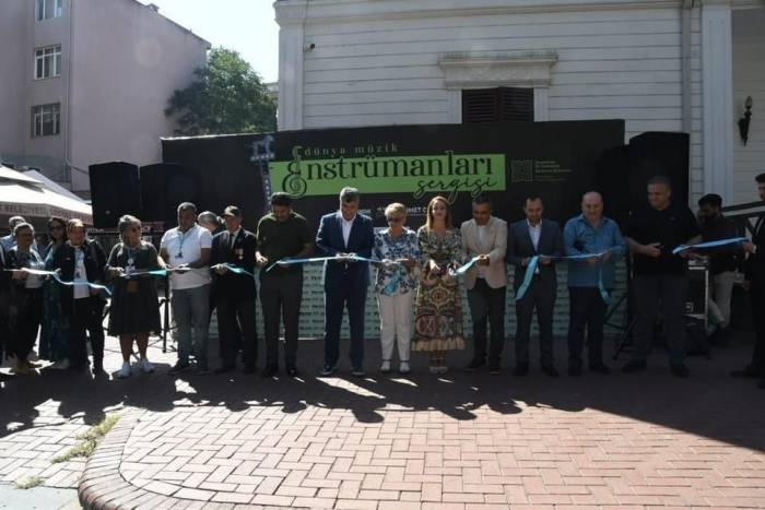 Açılış Kurdelesini Zondef Genel Başkanı Ziya Öncan Kesti