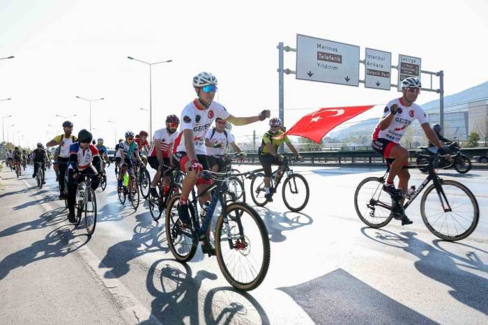 Cumhuriyet İçin Tophane’den Mudanya’ya Pedal Çevirdiler
