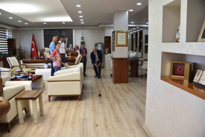 Başkan Kayda Şampiyon Öğrencileri Ağırladı