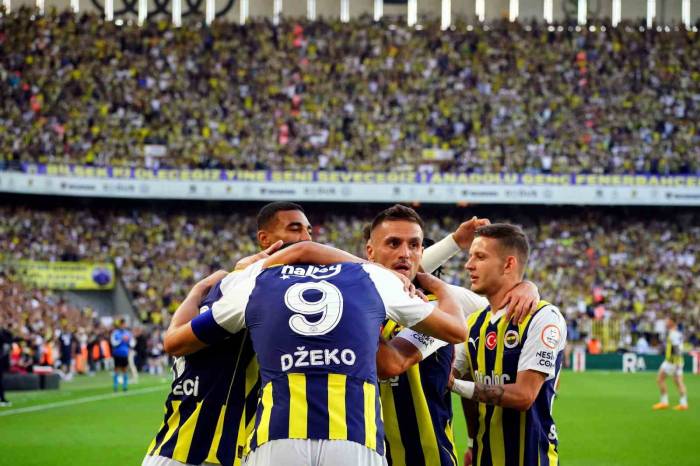 Trendyol Süper Lig: Fenerbahçe: 3 - Antalyaspor: 2 (Maç Sonucu)