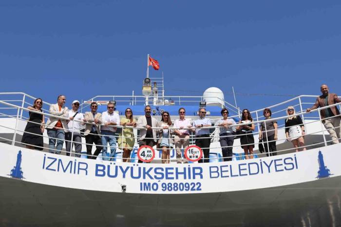 Büyükelçi Nikolaus Meyer-landrut, Toplu Taşımayla İzmir’i Gezdi