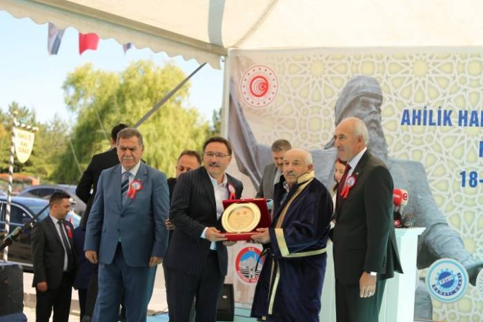 Vali Çiçek: “Ahilik Teşkilatı, Medeniyetimizin Dünyaya Armağan Ettiği En Büyük Hediyelerden Birisidir”