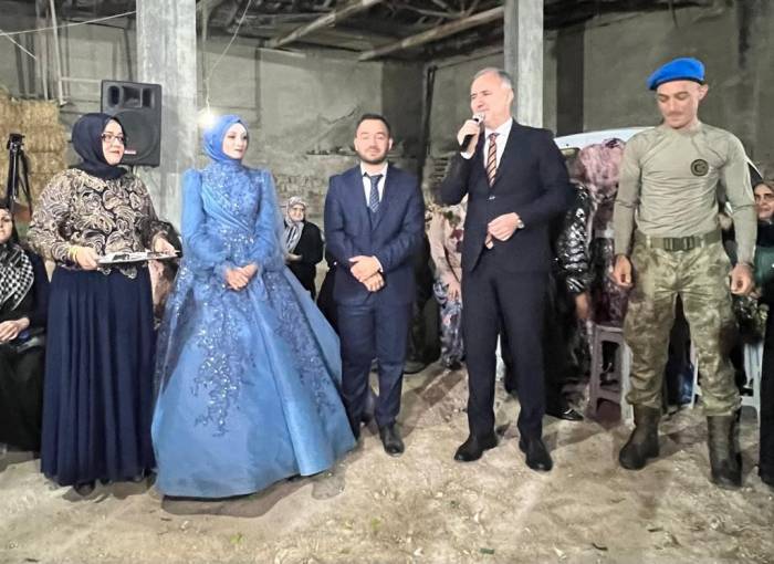 Asker Kardeşten Ağabeyine Nişan Sürprizi