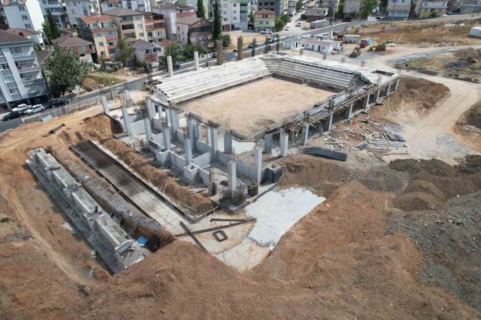 Çayırova’ya Yeni Spor Salonu