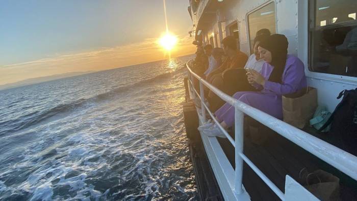 Mehtap Turuyla Stres Attılar