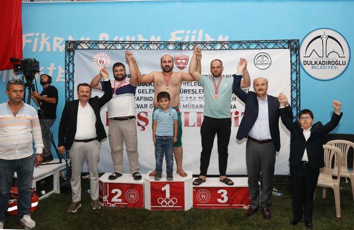 Dulkadiroğlu Bertiz Güreşleri Nefes Kesti