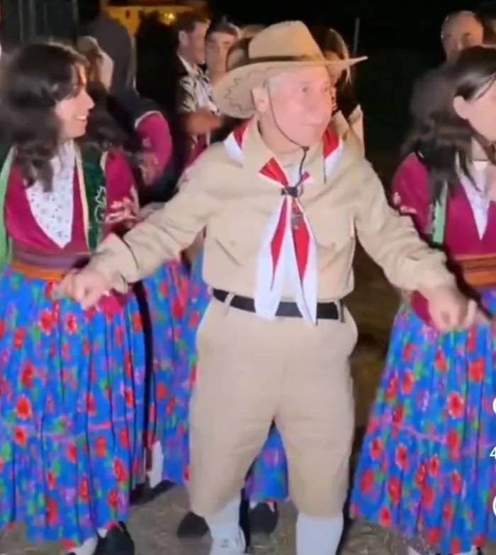 Hababam Sınıfı Oyuncuları Van’da Nişan Törenine Katıldı