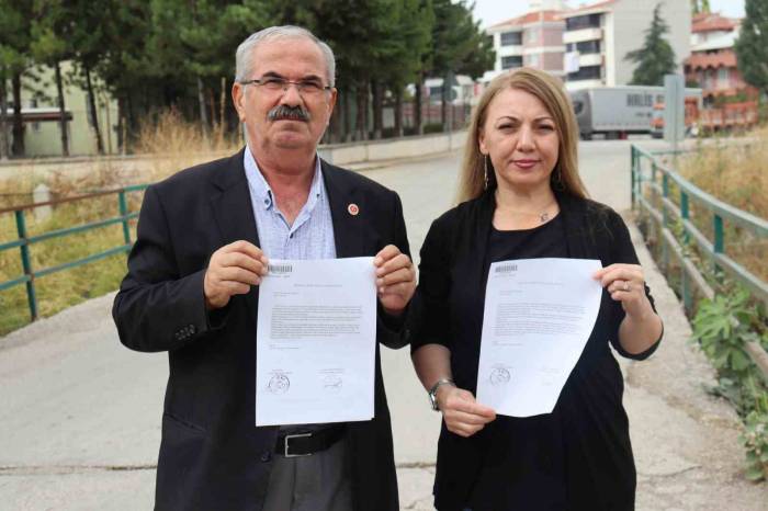 Emek Ve 71 Evler Mahallerini Bağlayan Köprüde Tehlike Alarmı