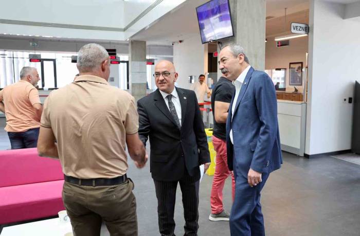 Murat Cahit Cıngı : ”şehrimizin Geleceği E-ticaret Ve İhracatta”