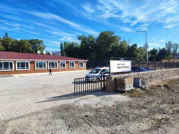 Aydıntepe’de Servis Araçları Denetlendi Öğrenciler Bilgilendirildi