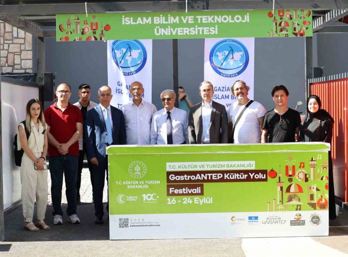 Festivalin Gözdesi Gibtü Oldu