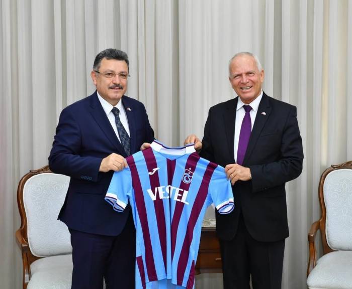 Genç, Kktc’de Bir Dizi Ziyaret Gerçekleştirdi