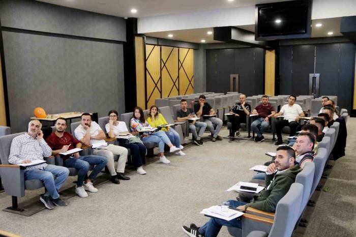Osb Akademi, Katılımcı Sayıları İle Rekora Koşuyor
