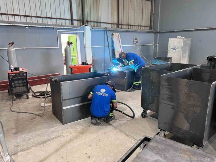 Seyhan Belediyesi Kendi Çöp Konteynırlarını Üretecek