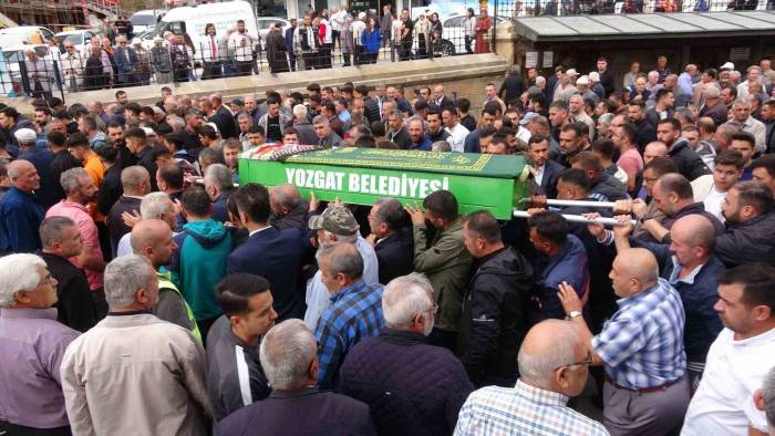 Kazada Hayatını Kaybeden Lise Öğrencisi Son Yolculuğuna Uğurlandı