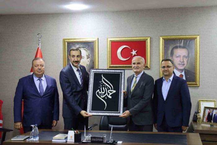 Ak Parti’li Yılmaz: "Ak Parti Siyaseti İdeolojileri Ön Plana Çıkaran Bir Siyasi Hareket Değildir"