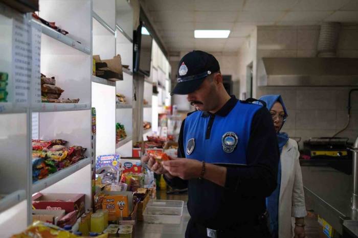 Altıeylül Belediyesi’nden Okul Kantinlerine Denetim