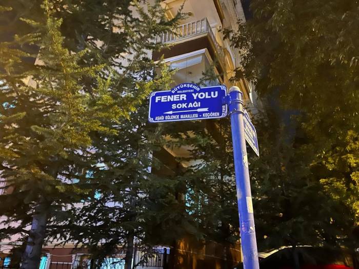 Bir Kişiyi Yaraladı, Polise Yakalanmamak İçin Başına Silah Dayadı