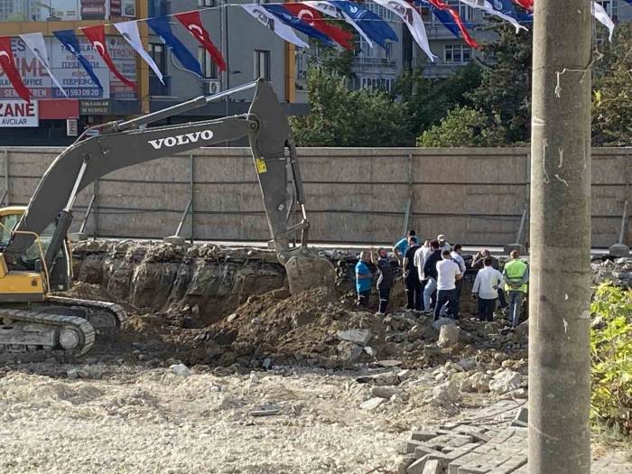 Avcılar’da İbb’nin Çalışması Sırasında Doğalgaz Borusu Patladı: Mahalleli Büyük Panik Yaşadı