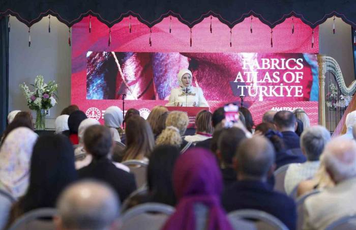 Emine Erdoğan, Türkevi’ndeki Sergide Anadolu Tekstilini First Lady’lere Tanıttı