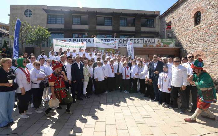 Bursa Gastronomi Festivali’nin Coşkusu Tüm Şehre Yayıldı