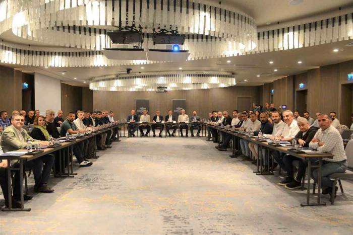 Bilgi İşlem Ve Otomasyon Teknolojileri Konseyi Bursa Business School’da Buluştu