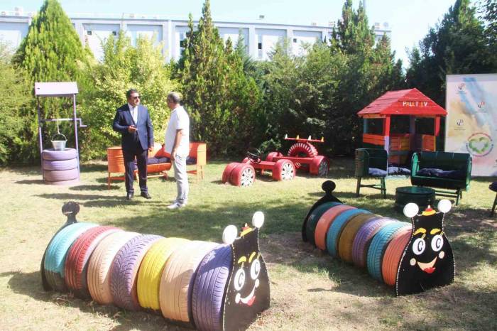 Hipodromda Çocuklar İçin ’geri Dönüşüm Parkı’ Kuruldu