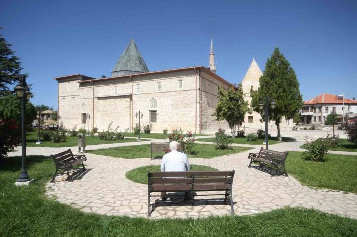 Tarihi Eşrefoğlu Camisi’nin Bulunduğu Beyşehir’de “Unesco” Sevinci