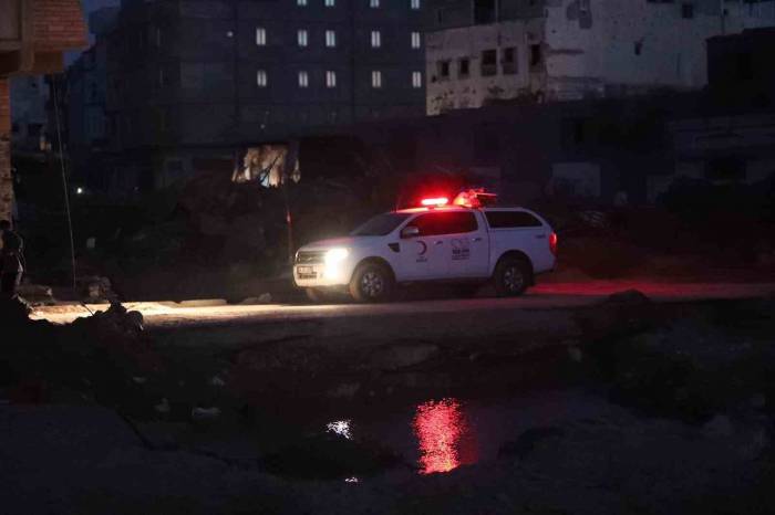 Türk Kızılay’ı 150 Tonu Aşkın Yardım Malzemesini Libya’ya Ulaştırdı