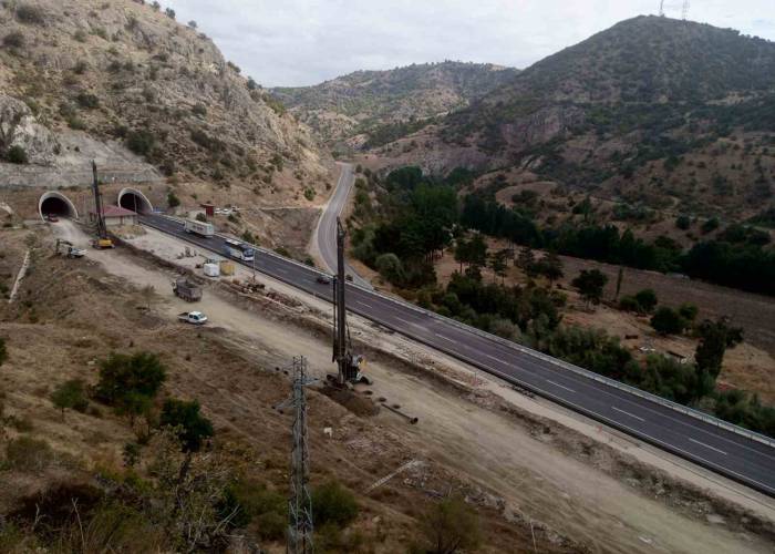 Boğaziçi Viyadüğü’ndeki Çalışma 2024’te Bitecek