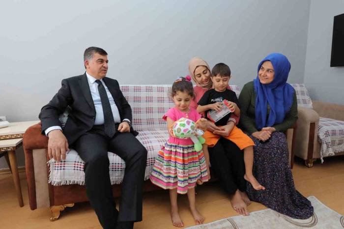 Fadıloğlu: “Ailemizin Meselesi, Bizim Meselemizdir”