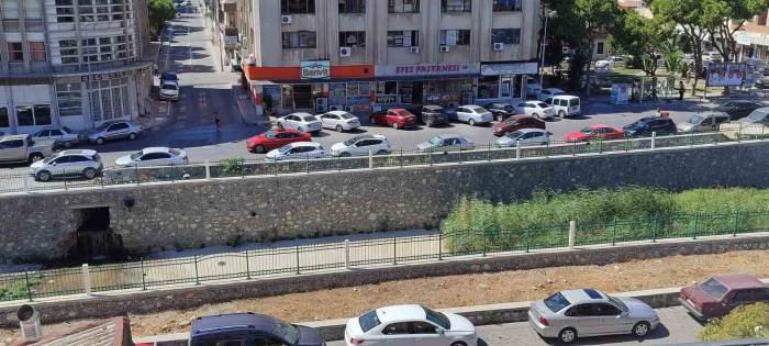 Söke Çayı Temizliği Chp Ve Ak Parti’yi Karşı Karşıya Getirdi