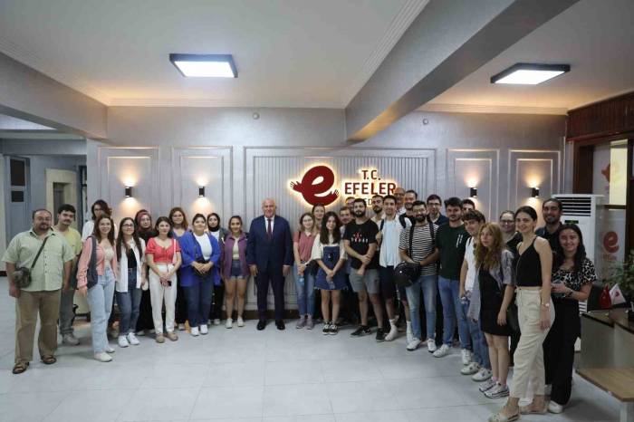 Efeler Belediyesi Tıp Öğrencilerini Ağırladı