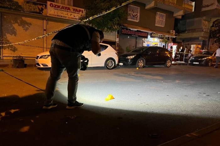 Diyarbakır’da Silahlı Saldırıya Uğrayan Motosikletli Hayatını Kaybetti