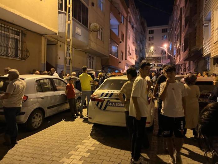 Esenyurt’ta Eşini Silahla Öldüren Şahıs İntihar Etti