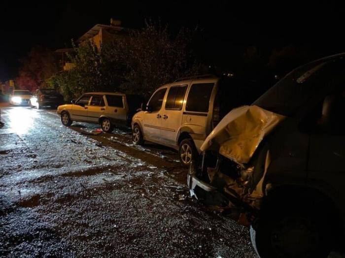 Milas’ta Düğün Konvoyunda Zincirleme Kaza