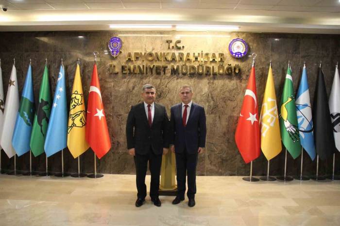 Emniyet İl Emniyet Müdürü Mahmut Ay’a Ziyaretçi Akını