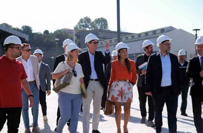 Ab Büyükelçisi Landrut Tarihi Haliç Tersanesi’ni Ziyaret Etti