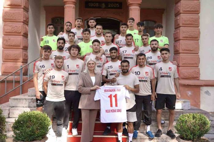 Başkan Subaşı’ndan 1969 Bilecik Spor Kulübüne Tam Destek