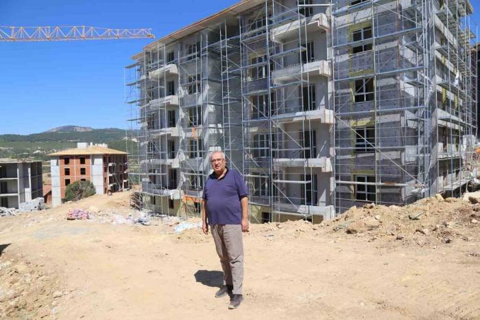 Başkan Cengiz Arslan, Toki Konutlarını Denetledi