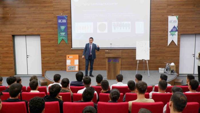 Aras Edaş’tan İş Garantili Eğitim Projesi