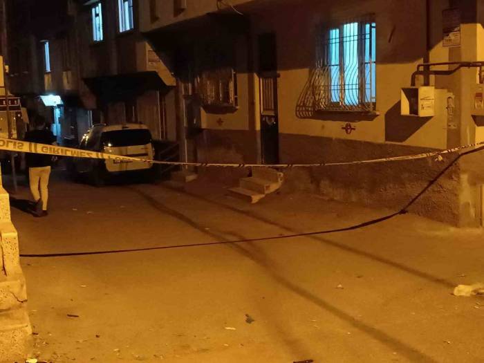 Gaziantep’te Husumetli İki Grup Arasında Silahlı Kavga: 1 Ölü, 1 Yaralı