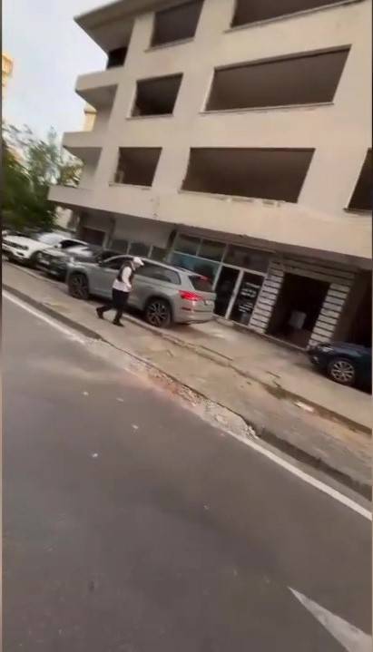 Kadıköy’de Değnekçilik Yapan Şahıs Polis Tarafından Yakalandı
