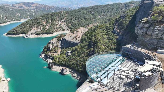 Ali Kayası Cam Terası Ekim Ayında Hizmete Giriyor