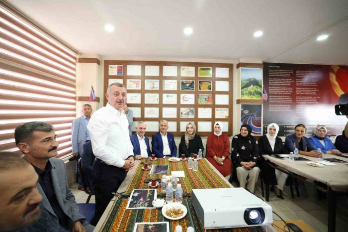 Başkan Büyükakın: "Bu Makamların Tek Sahibi Var, O Da Millet"