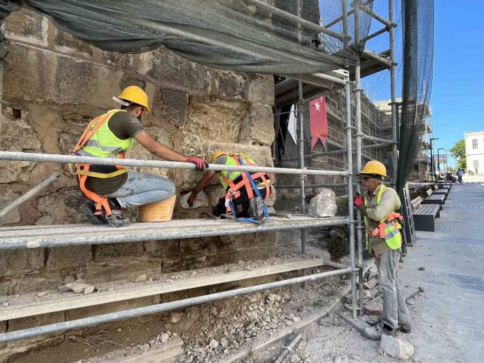 Sinop’ta Kale Surları Ve Saat Kulesi Restorasyonu