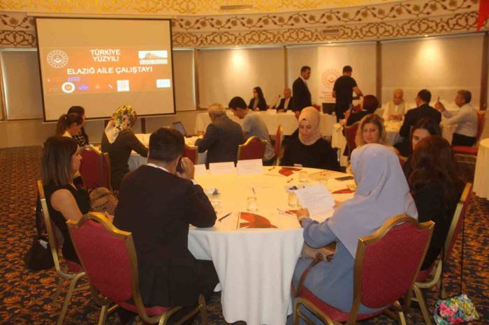 "Ailesinin Dağılmasından 2 Buçuk Milyon Çocuk Etkilendi"