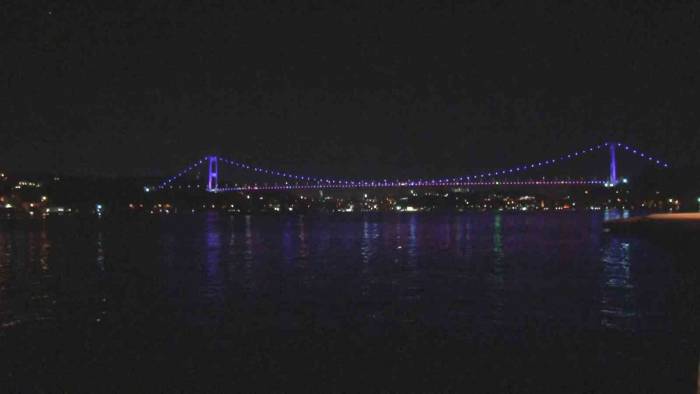 Ukrayna Tahılını Taşıyan ‘Resilient Africa’ İsimli Gemi İstanbul Boğazı’nda