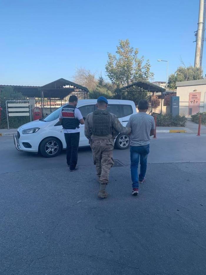 İstanbul Merkezli Terör Operasyonu: 13 Gözaltı